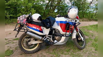 My new (old) Honda Africa Twin (XRV750)